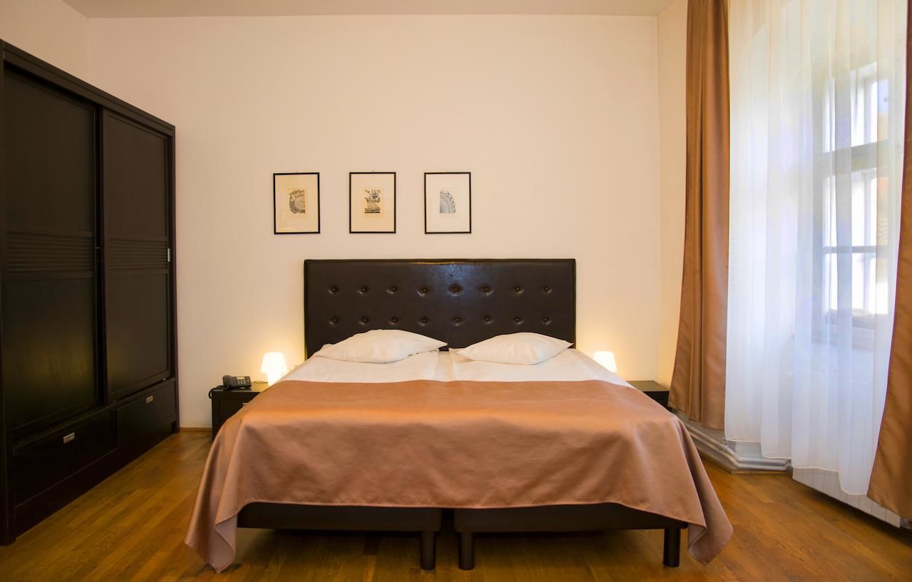 Отель Hotel Casa Luxemburg Сибиу-31