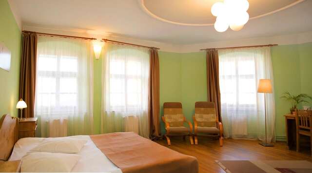 Отель Hotel Casa Luxemburg Сибиу-9