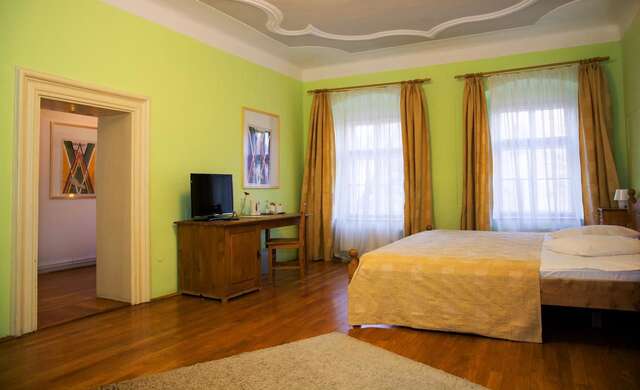 Отель Hotel Casa Luxemburg Сибиу-11